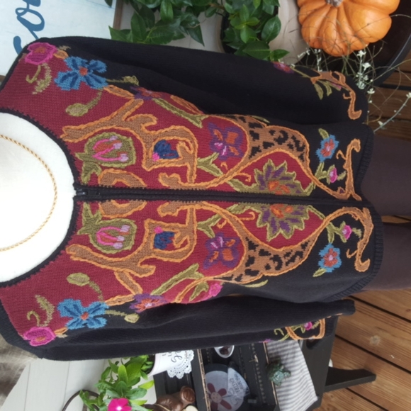 COLDWATER CREEK ♡ Vintage Black Floral Embroidered Zip Cardigan Sweater S|M - Picture 4 of 13